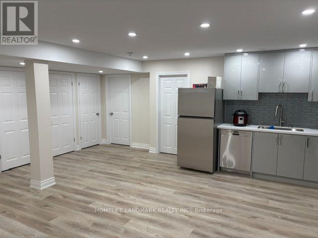 27b Jewelwing Court, Bradford West Gwillimbury (Bradford), Ontario  L3Z 0N6 - Photo 2 - N13674524