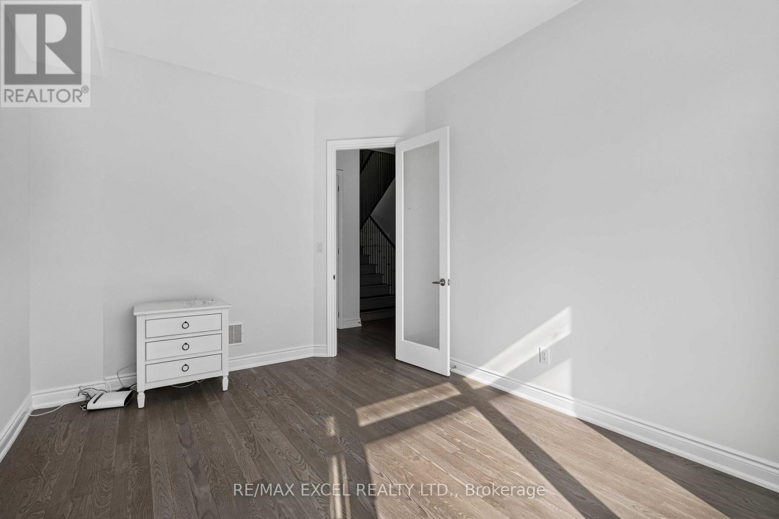 Upper - 9540 Weston Road, Vaughan, Ontario  L4L 1A6 - Photo 3 - N13674526