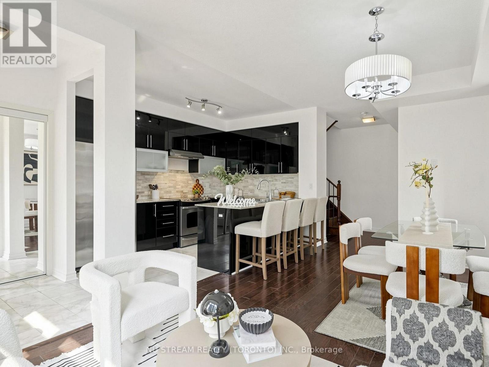 5 - 7 Brighton Place, Vaughan, Ontario L4J 0H1 - Photo 4 - N13674552