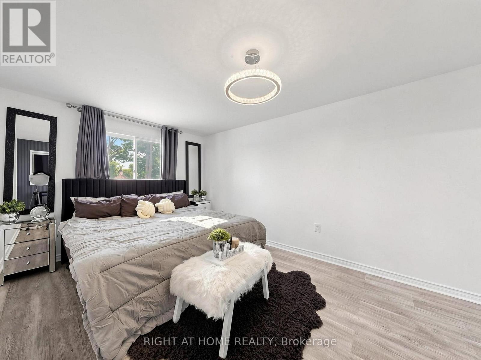 207 Hickling Trail, Barrie, Ontario L4M 5W6 - Photo 25 - S13674438