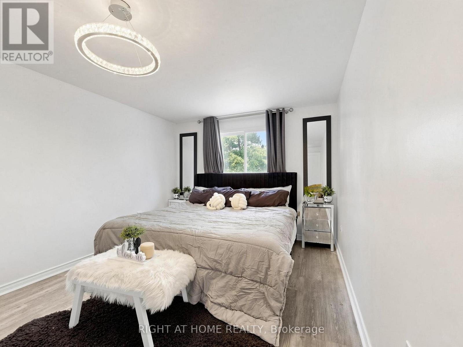 207 Hickling Trail, Barrie, Ontario L4M 5W6 - Photo 27 - S13674438