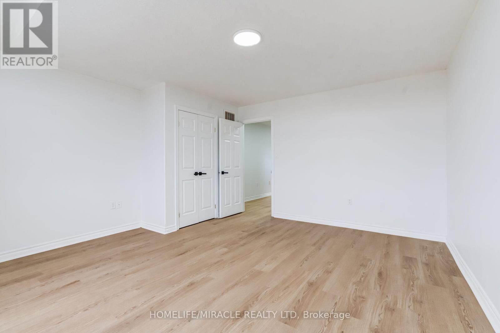 7 Empire Drive, Barrie, Ontario L4N 0Y9 - Photo 18 - S13674480