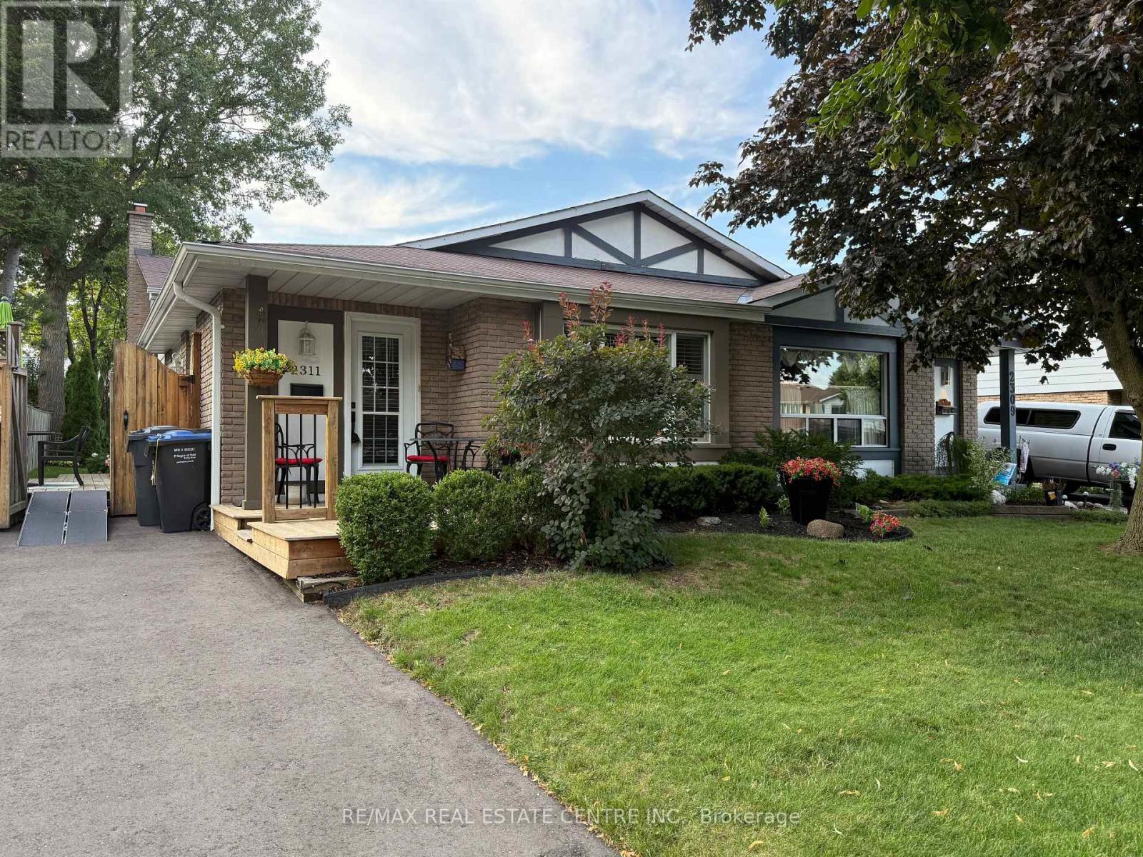 2311 Council Ring Road, Mississauga, Ontario  L5L 1B9 - Photo 1 - W13674470