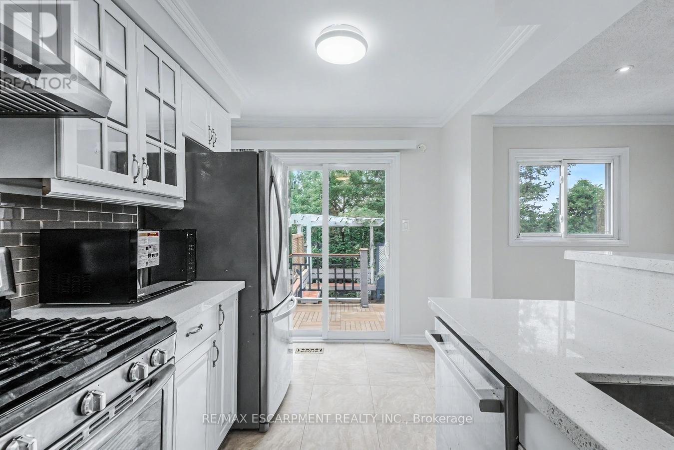 2790 Huntingdon Trail, Oakville, Ontario  L6J 7G5 - Photo 9 - W13674528