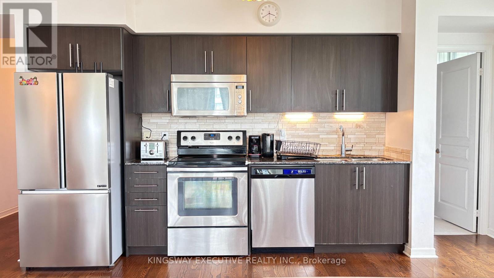 1006 - 15 Legion Road, Toronto, Ontario  M8V 0A9 - Photo 13 - W13674562