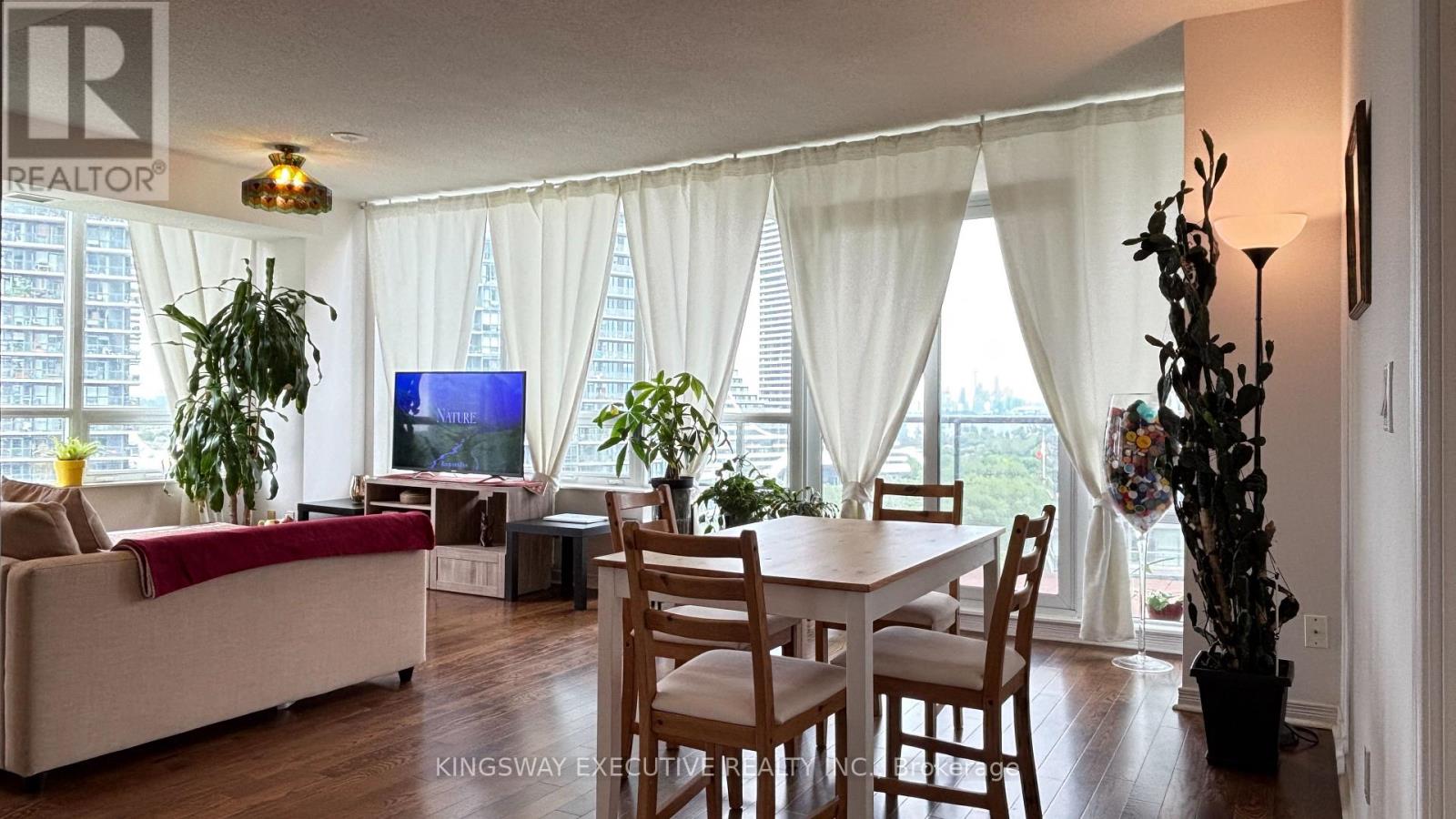 1006 - 15 Legion Road, Toronto, Ontario  M8V 0A9 - Photo 7 - W13674564