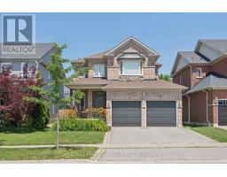 62 BLACKFRIAR AVENUE, Whitby, Ontario