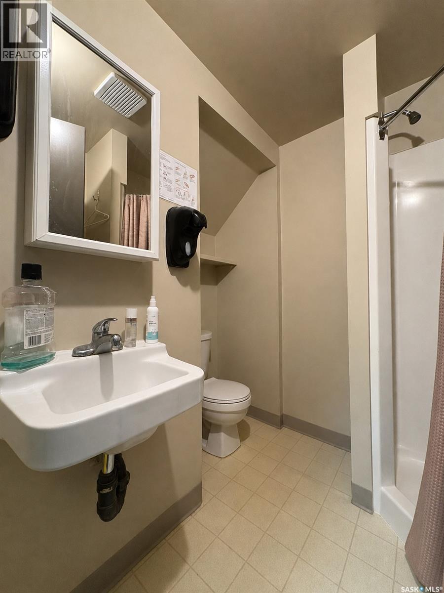 1834 Scarth Street, Regina, Saskatchewan  S4P 2G3 - Photo 11 - SK045588