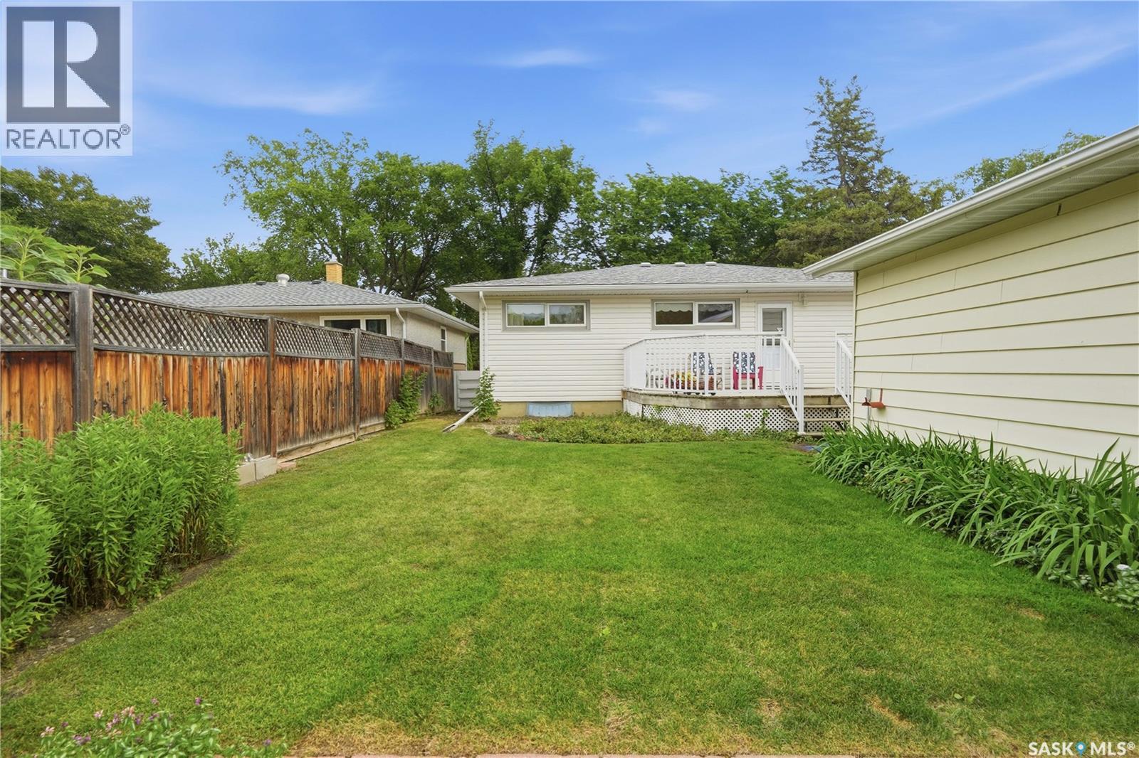 220 Frontenac Drive, Regina, Saskatchewan  S4S 3B5 - Photo 42 - SK045430