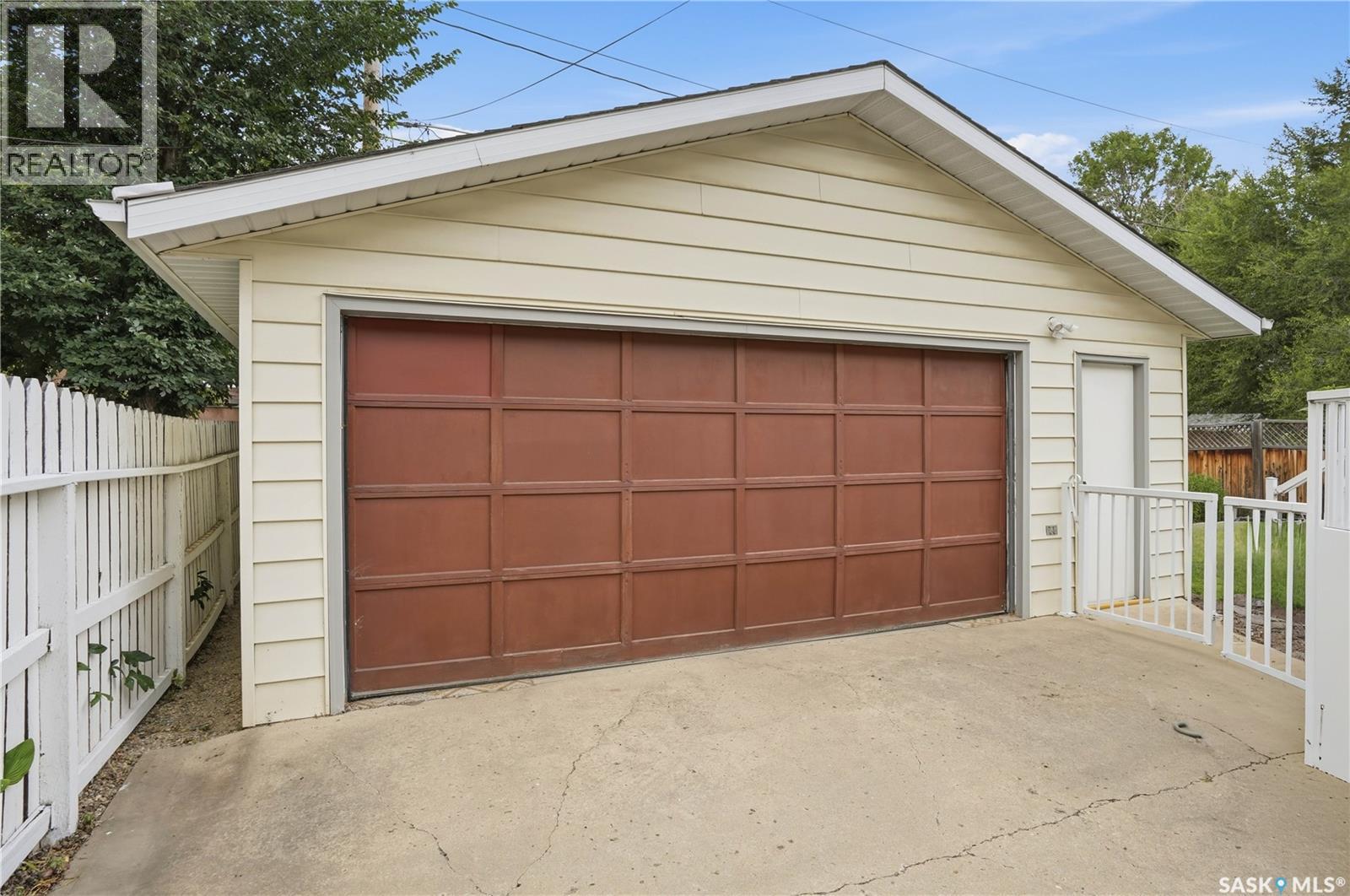 220 Frontenac Drive, Regina, Saskatchewan  S4S 3B5 - Photo 45 - SK045430