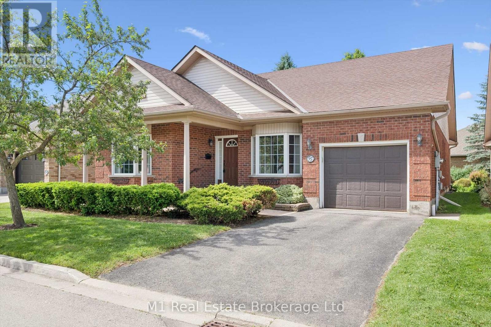 55 HONEYSUCKLE DRIVE, Guelph, Ontario