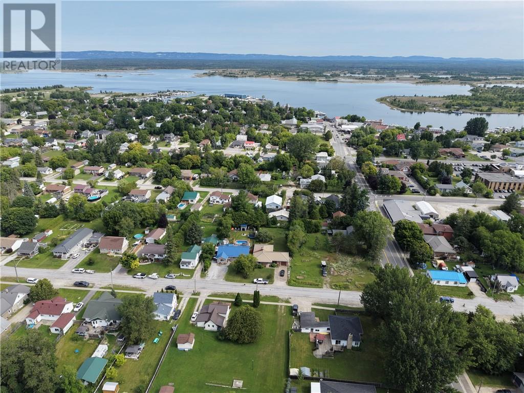 8 Blake, Little Current, Ontario  P0P 1K0 - Photo 51 - 2129777