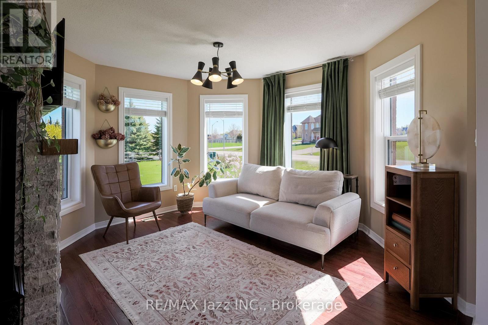 29 Songbird Crescent, Kawartha Lakes, Ontario  K9V 4R4 - Photo 6 - X13462396