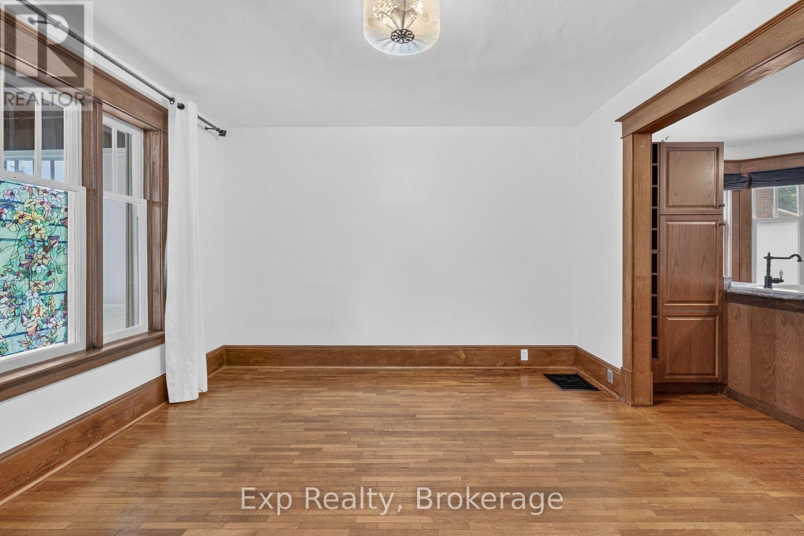 98 Cedar Street, Belleville, Ontario  K8P 3M4 - Photo 6 - X13481034
