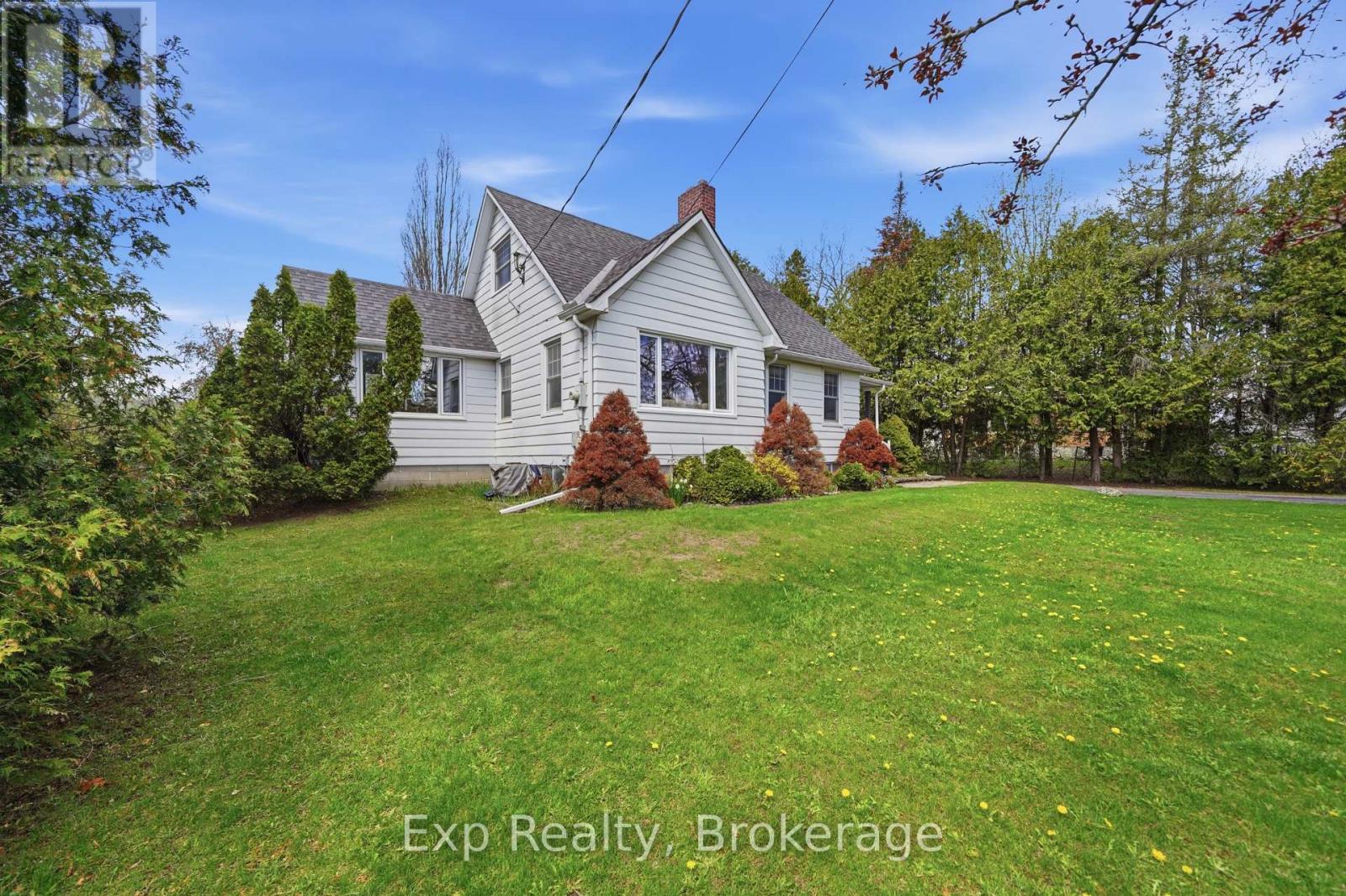 74 SIDNEY STREET, Belleville, Ontario