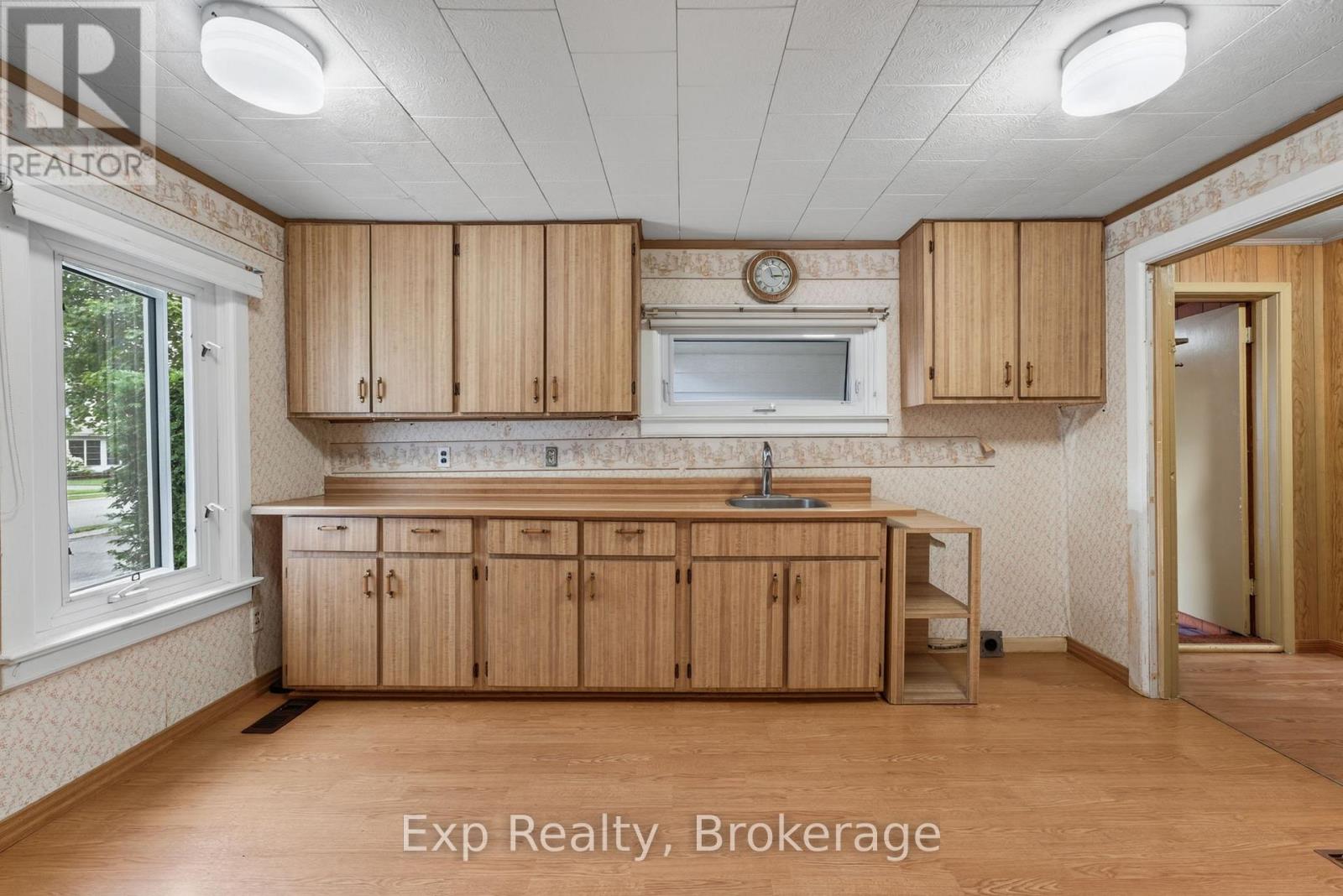 43 Paul Street, Prince Edward County, Ontario  K0K 2T0 - Photo 9 - X13600632