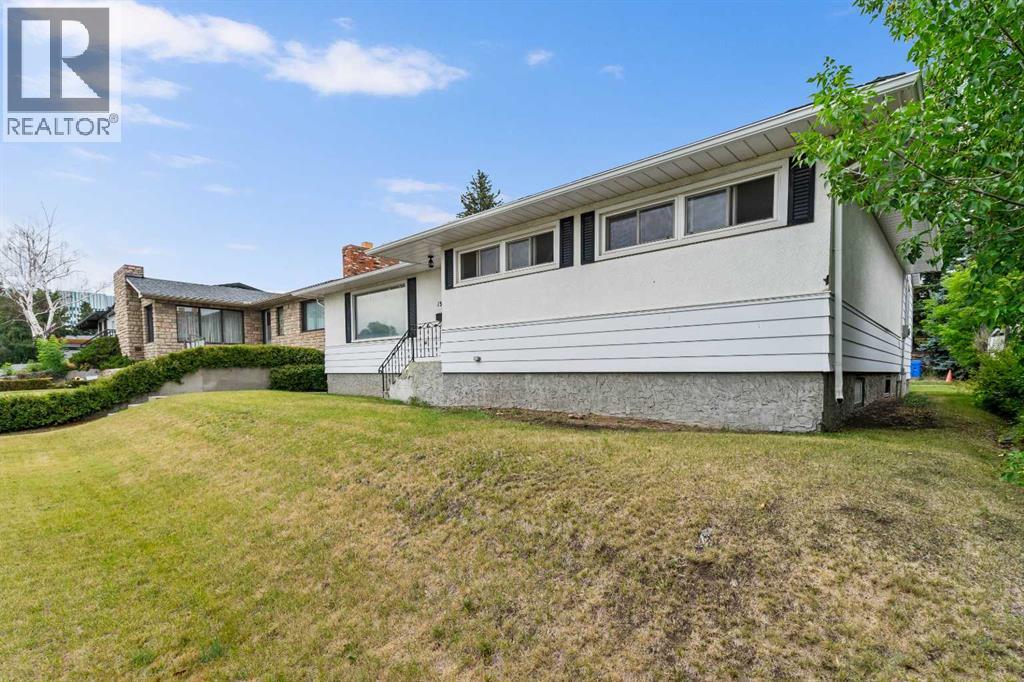 1552 Windsor Street NW, calgary, Alberta