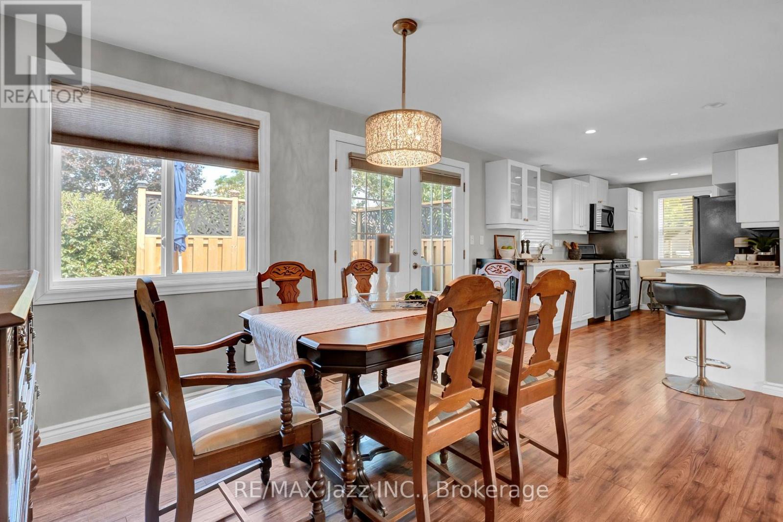 8 Wheelhouse Drive, Clarington, Ontario  L1B 1B9 - Photo 11 - E13674618