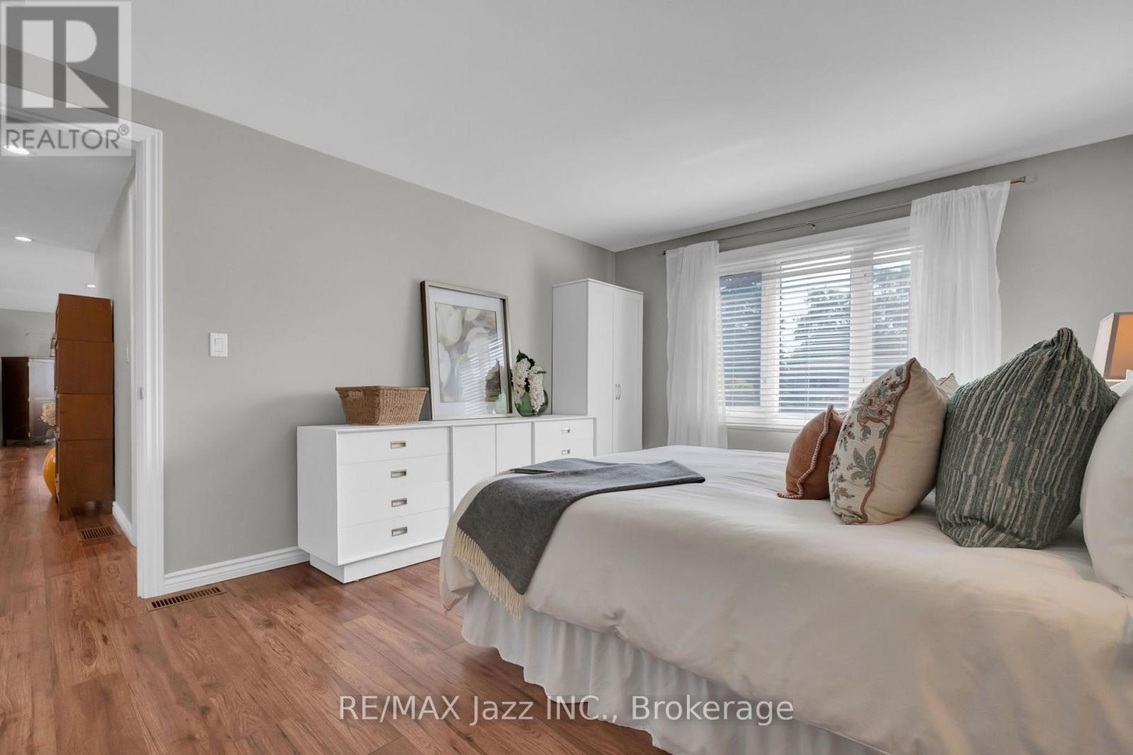 8 Wheelhouse Drive, Clarington, Ontario  L1B 1B9 - Photo 19 - E13674618