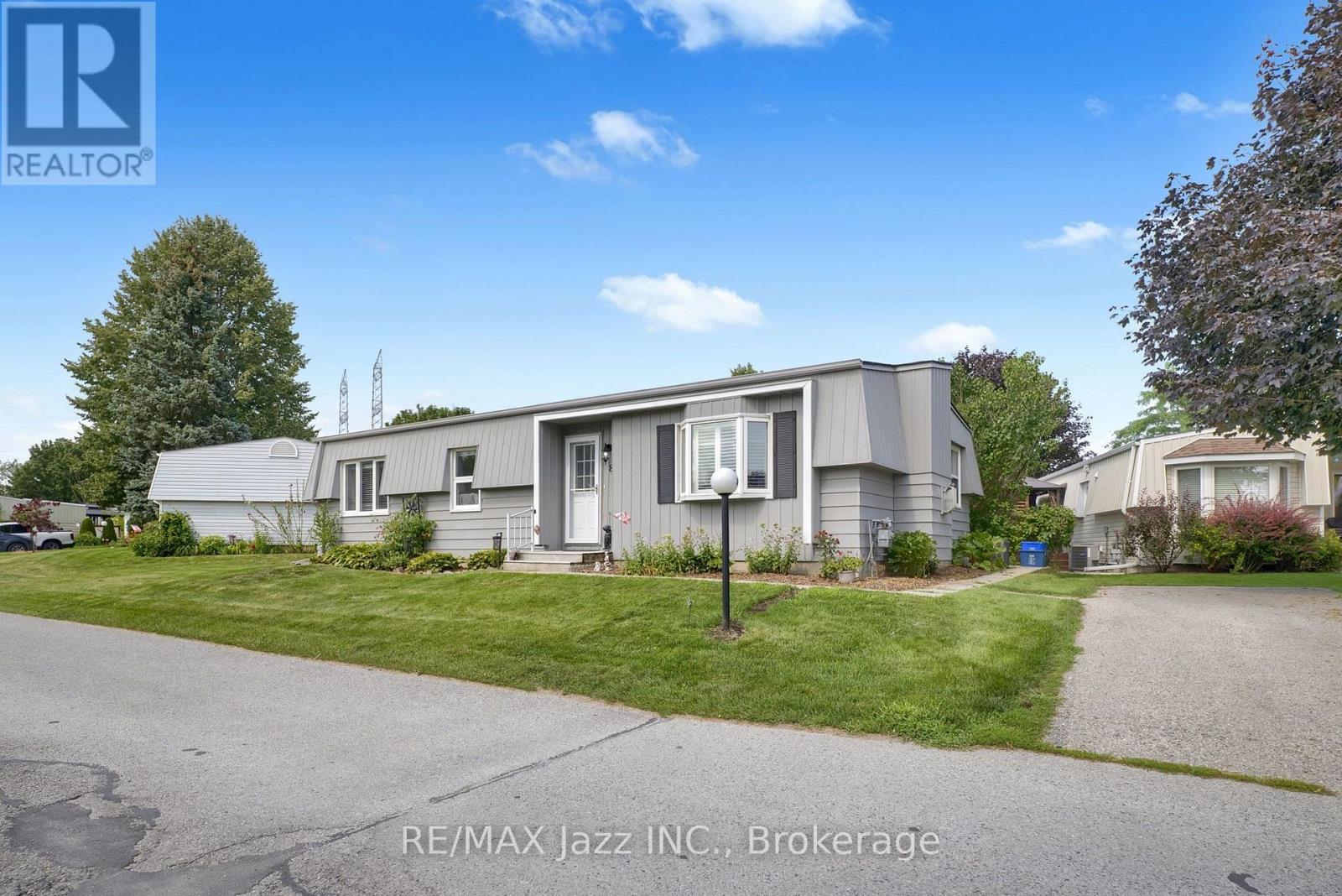8 Wheelhouse Drive, Clarington, Ontario  L1B 1B9 - Photo 30 - E13674618