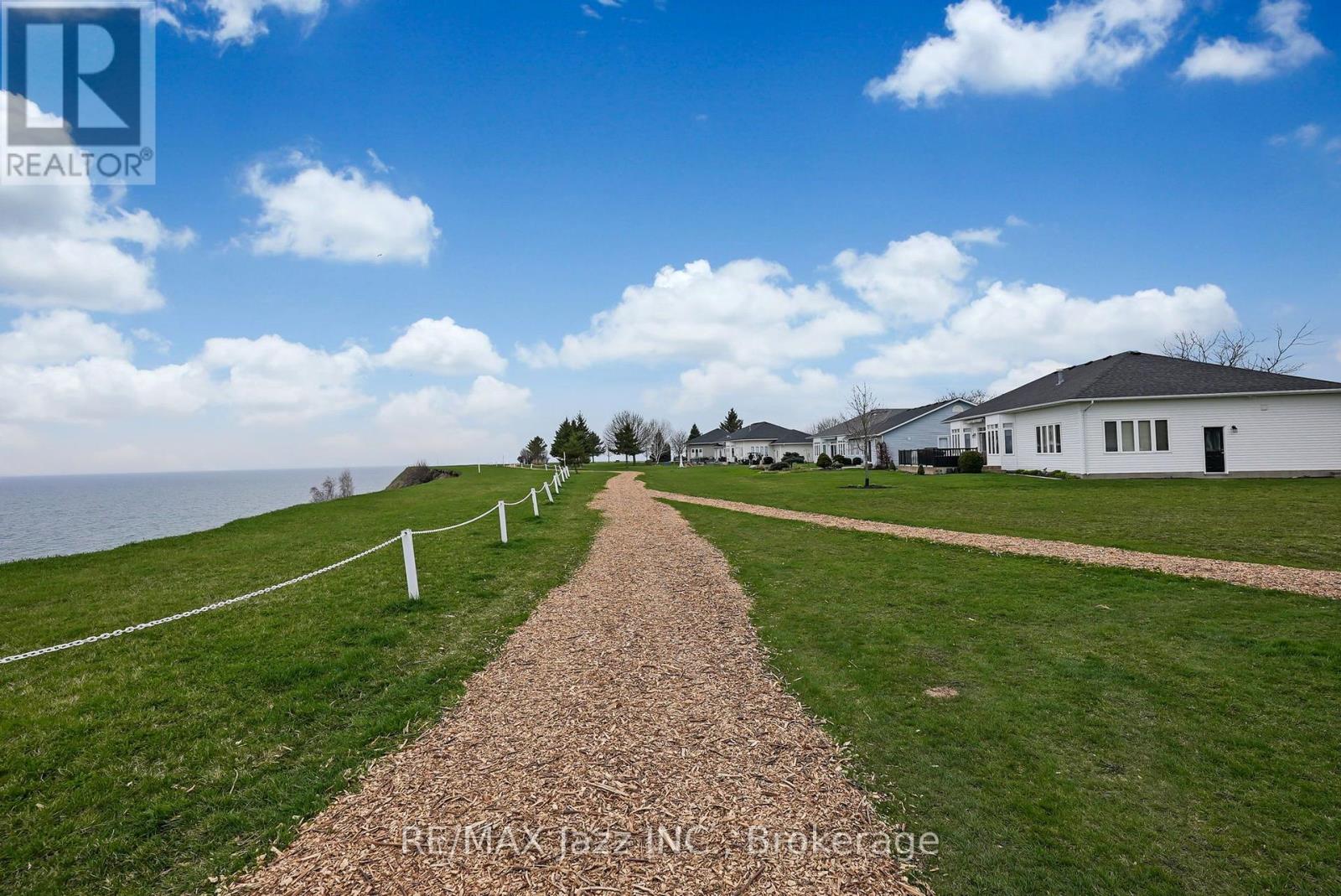 8 Wheelhouse Drive, Clarington, Ontario  L1B 1B9 - Photo 48 - E13674618