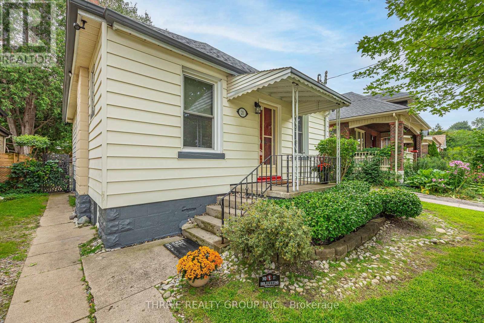 21 Wolseley Avenue, London East, Ontario  N5Y 2K7 - Photo 3 - X13674626