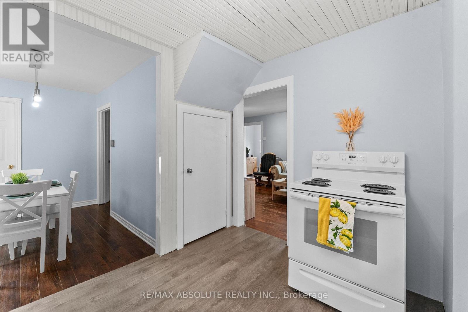853 B River Road, Mcnab/braeside, Ontario  K0A 1G0 - Photo 15 - X13674604