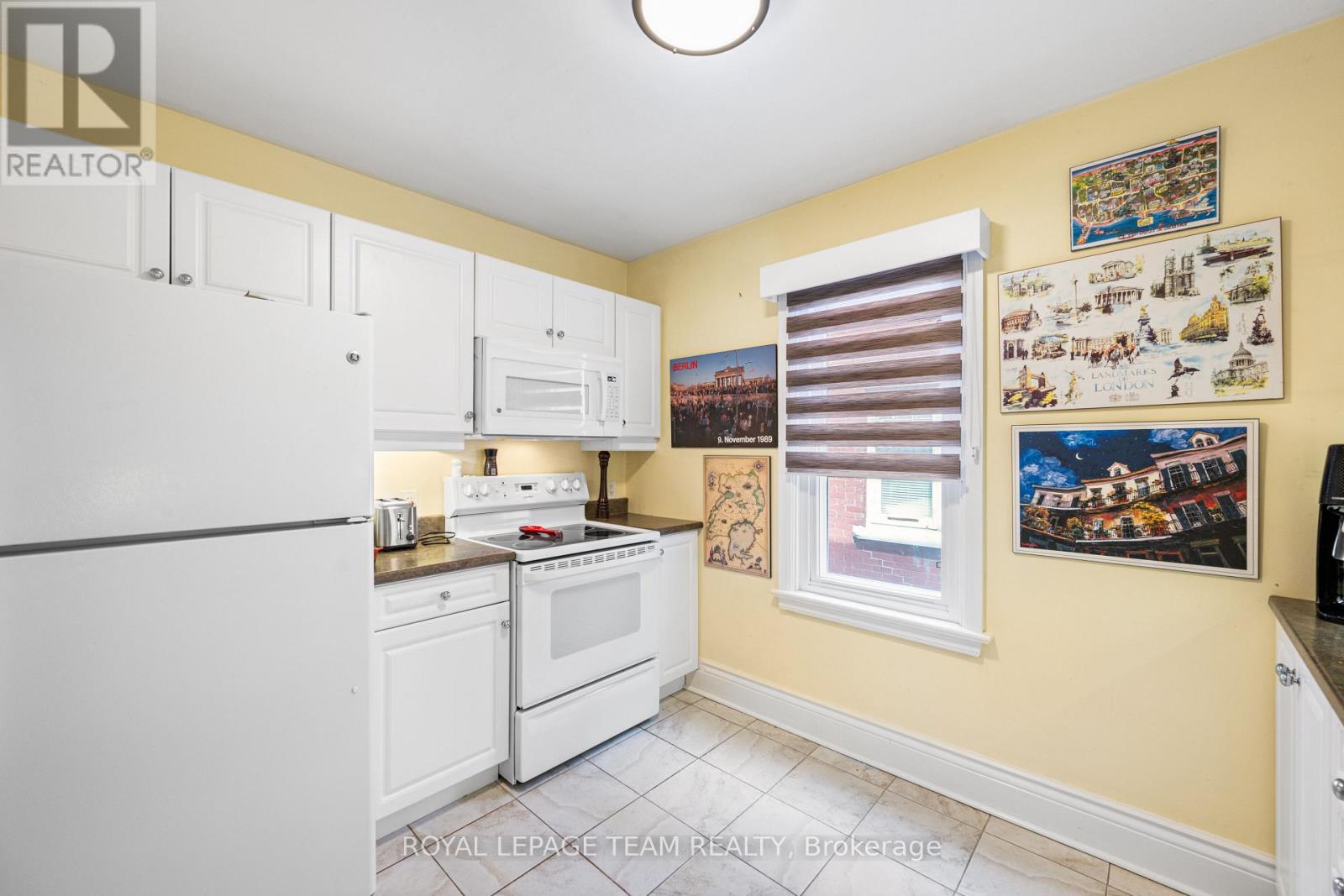 UNIT 1 - 447 HOLLAND AVENUE