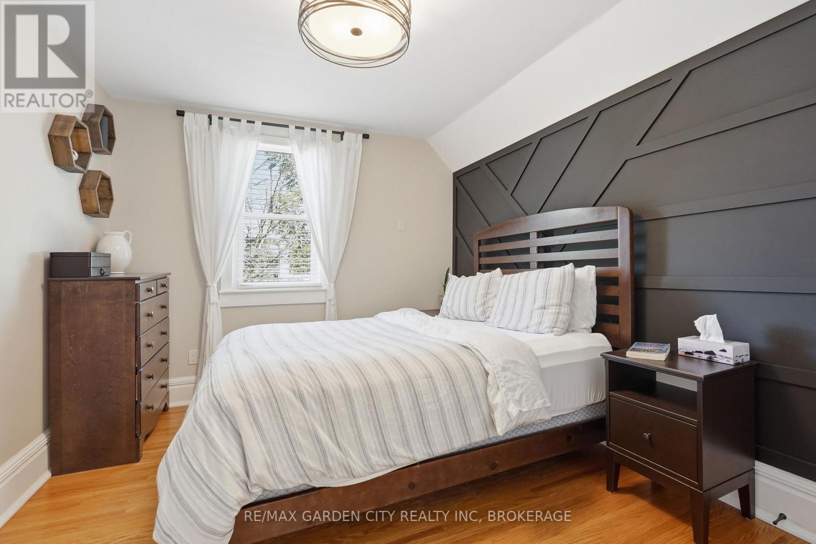 26 Carleton Street N, Thorold (Thorold Downtown), Ontario  L2V 2A4 - Photo 19 - X13674644