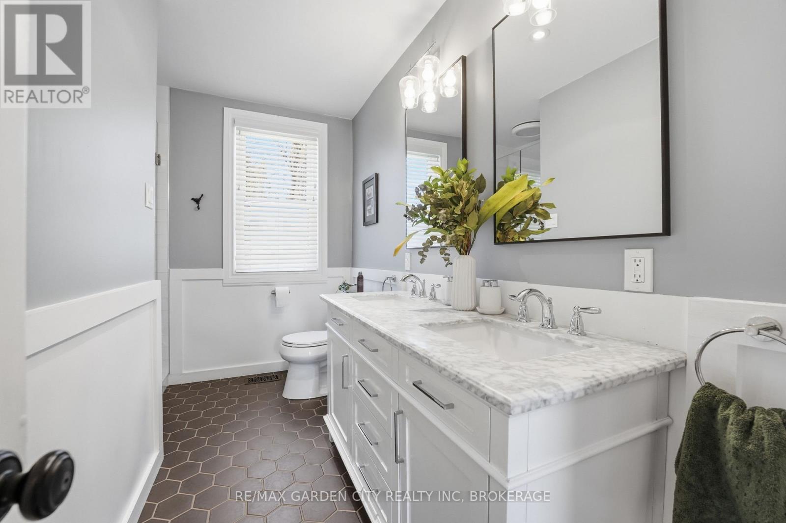 26 Carleton Street N, Thorold (Thorold Downtown), Ontario  L2V 2A4 - Photo 21 - X13674644