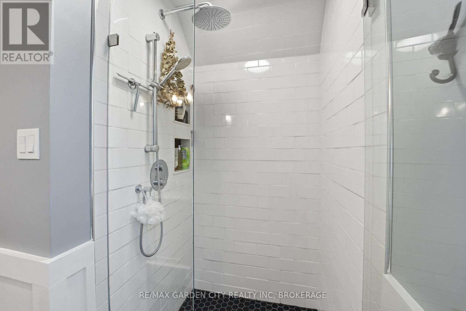 26 Carleton Street N, Thorold (Thorold Downtown), Ontario  L2V 2A4 - Photo 23 - X13674644