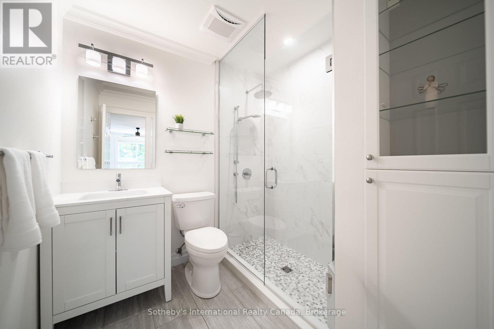 339 Ravineview Way, Oakville, Ontario  L6H 6S6 - Photo 23 - W13674646