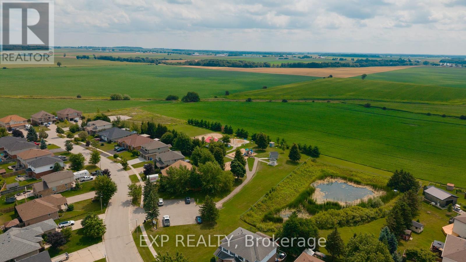 11 Maple Street, Mapleton, Ontario  N0G 1P0 - Photo 38 - X13674424