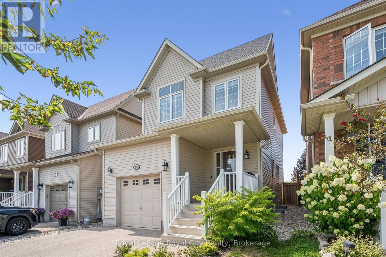 113 COURTNEY STREET, centre wellington (fergus), Ontario