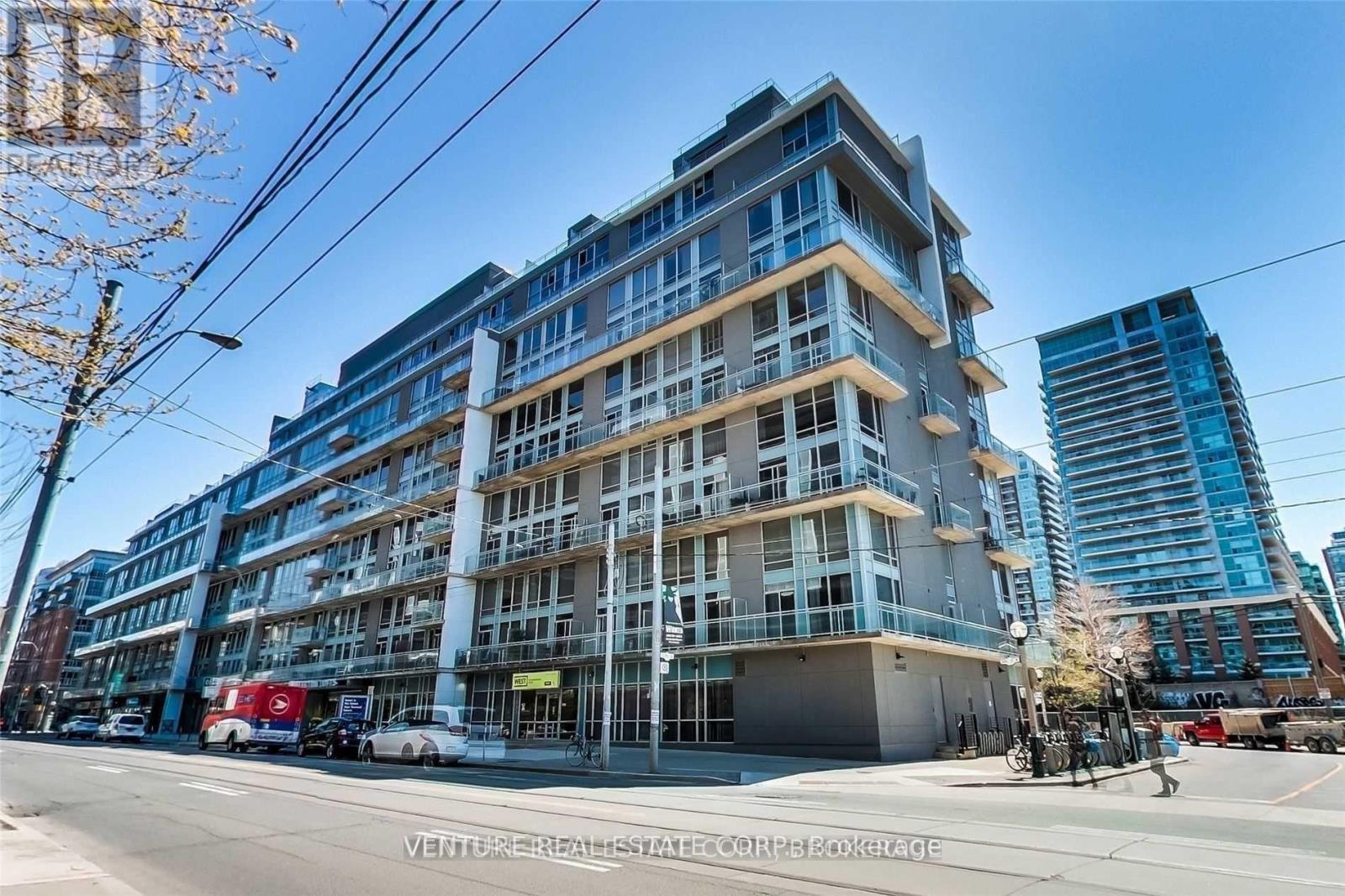 209 - 1029 KING STREET W