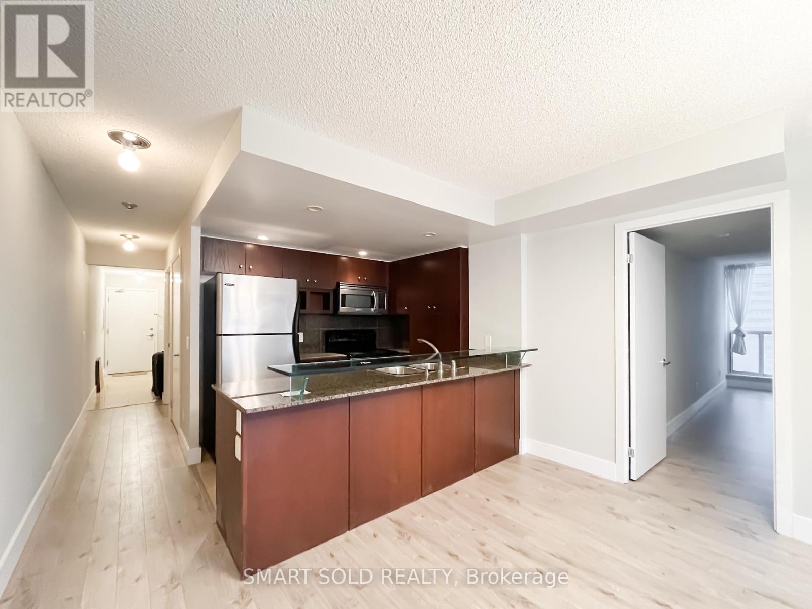 1002 - 208 Queens Quay W, Toronto, Ontario M5J 2Y5 - Photo 4 - C13674628