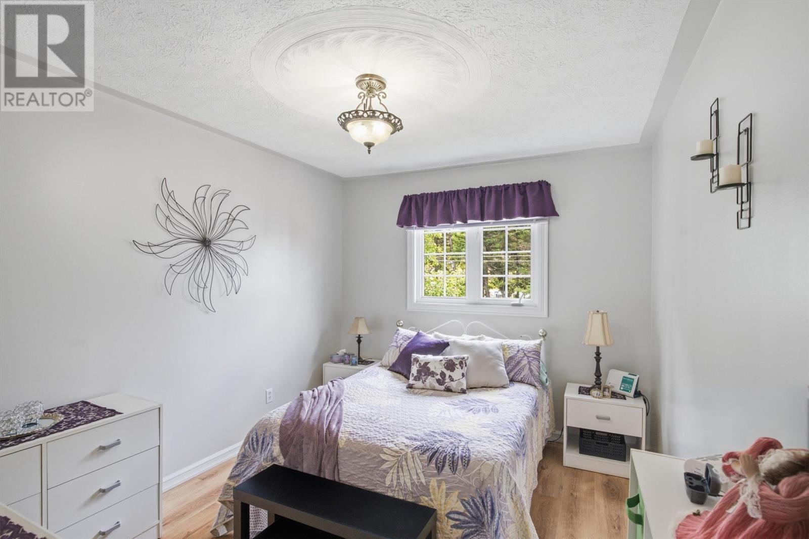 2 Juniper Crescent, Traytown — photo 13
