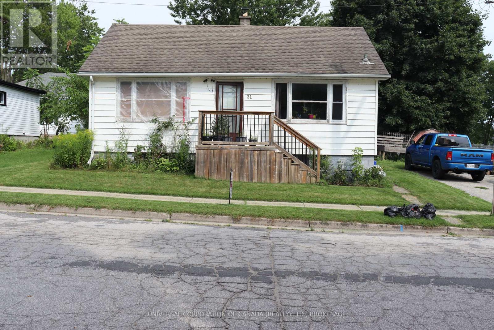 31 MYRTLE STREET, Aylmer, Ontario