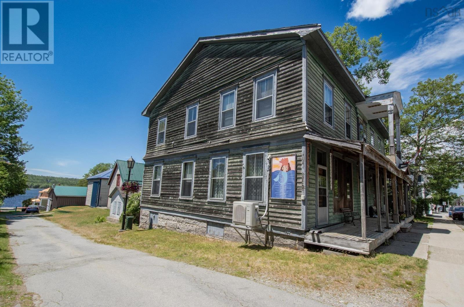 121 Water Street, Shelburne, Nova Scotia  B0T 1W0 - Photo 5 - 202615842