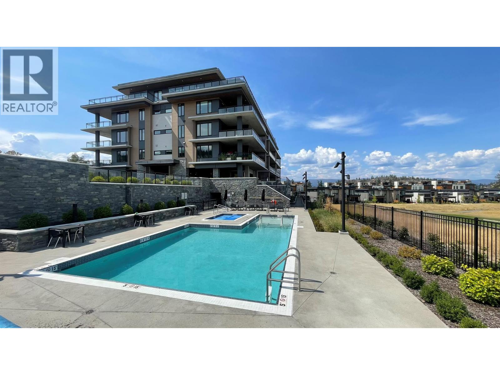 75 Predator Ridge Drive Unit# 107, Vernon, British Columbia  V1H 0B3 - Photo 6 - 10379155