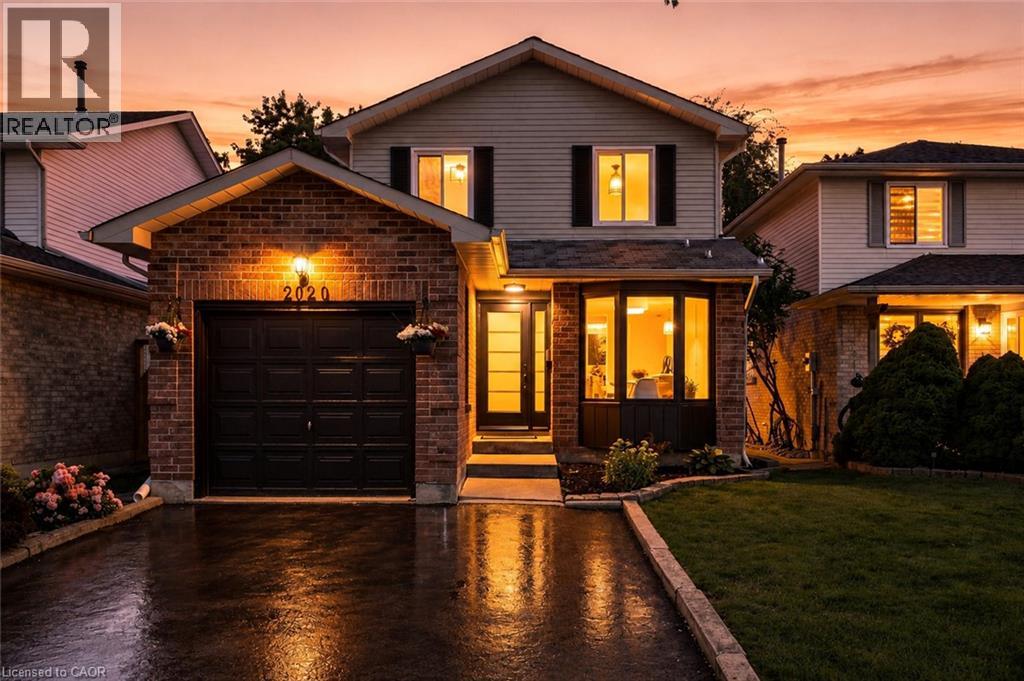 2020 Chrisdon Road, Burlington, Ontario  L7M 3W8 - Photo 2 - 40854931