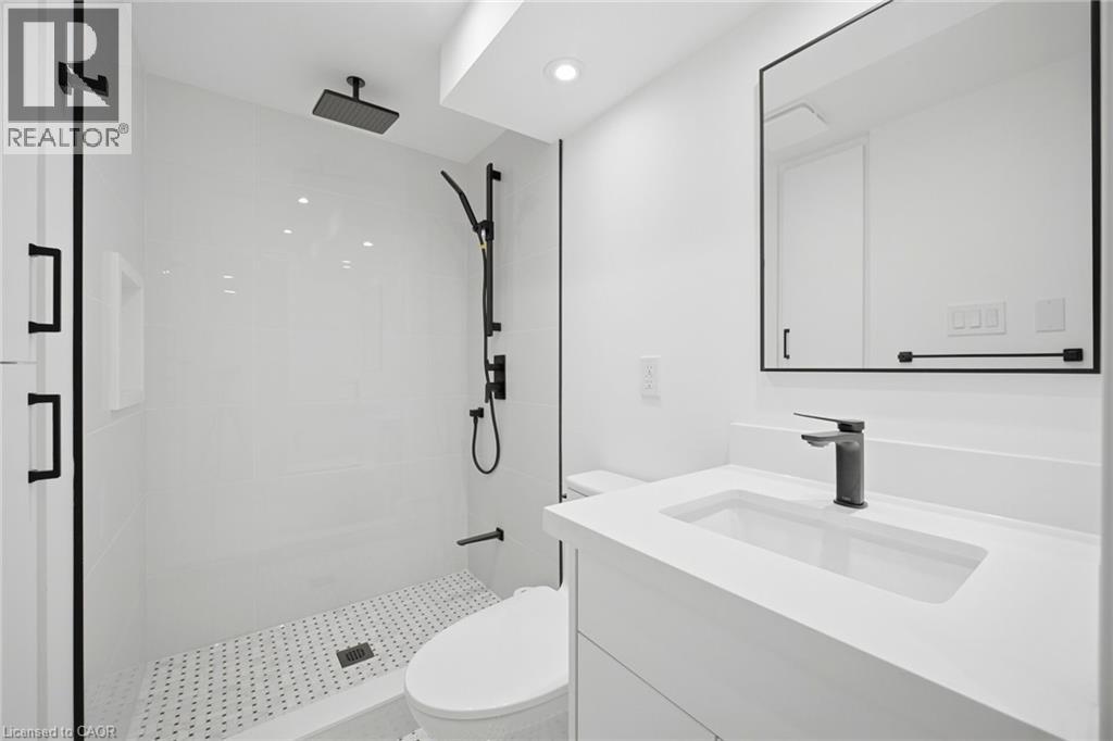 1379 Christina Court, Burlington, Ontario  L7P 2V8 - Photo 31 - 40855745
