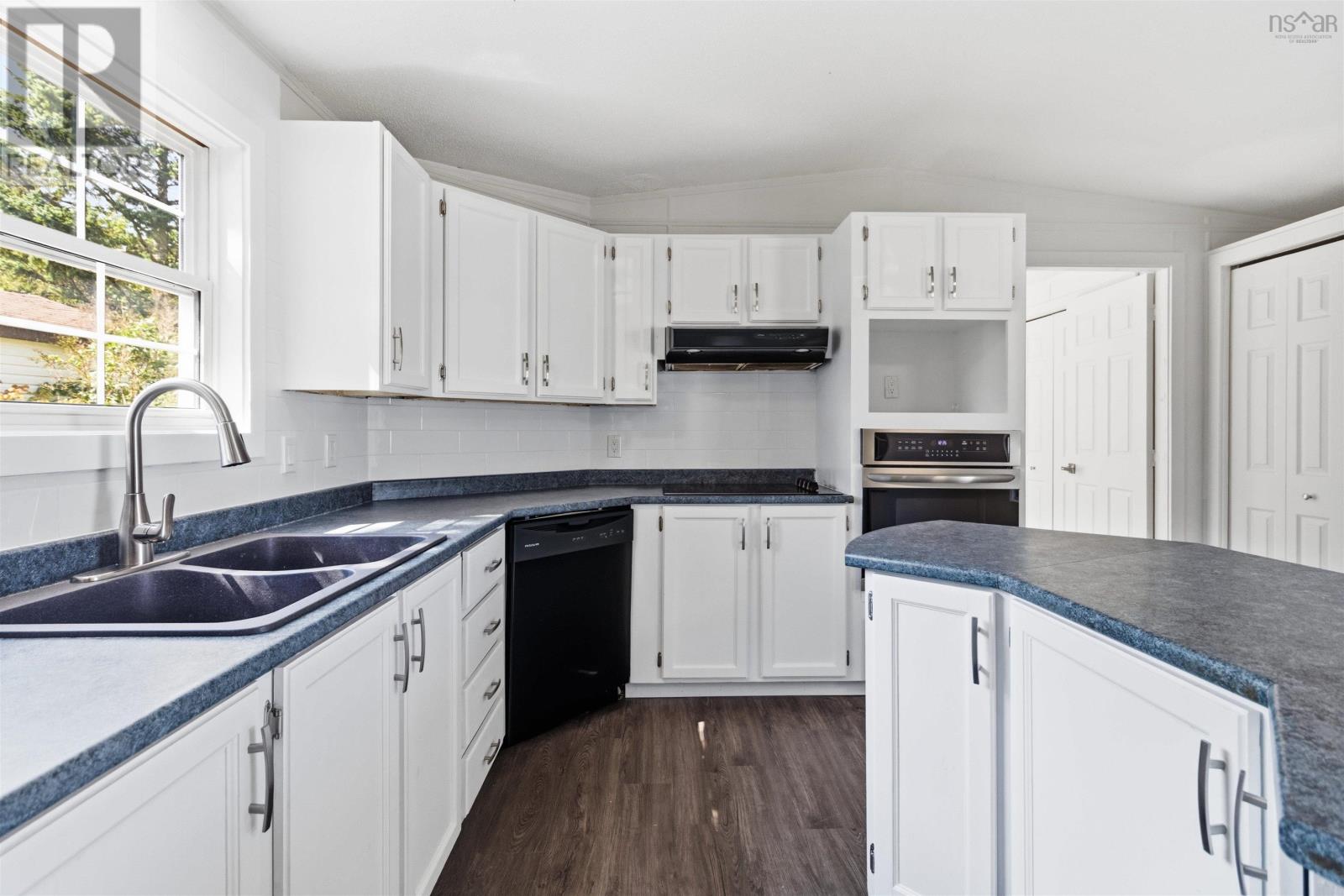 175 Hilltop Drive, Lower Sackville, Nova Scotia  B4C 2P6 - Photo 6 - 202620559