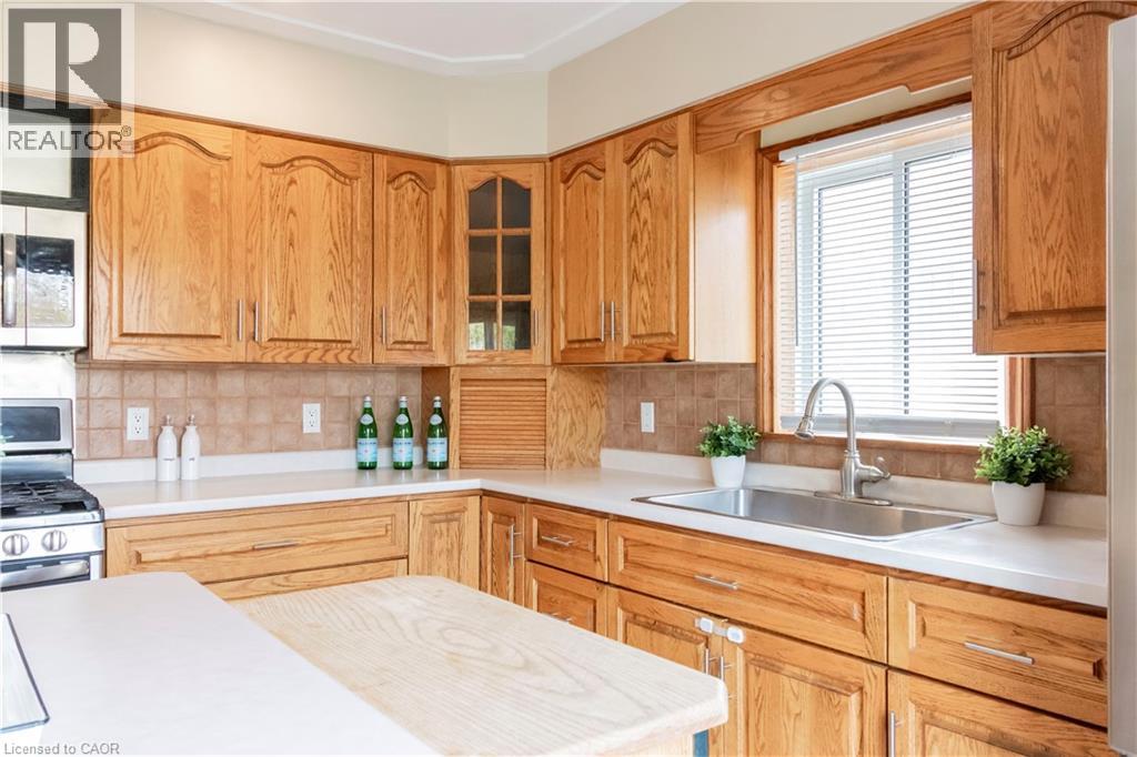 3988 Galt Street, Shakespeare, Ontario  N0B 2P0 - Photo 16 - 40852868