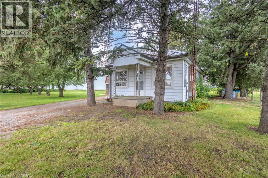 1097 Colborne Street W, Brantford, Ontario  N3T 5L7 - Photo 3 - 40855004