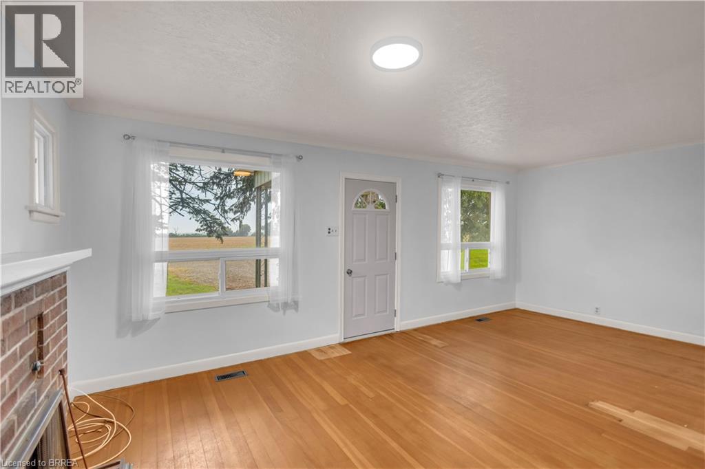 1097 Colborne Street W, Brantford, Ontario  N3T 5L7 - Photo 4 - 40855004