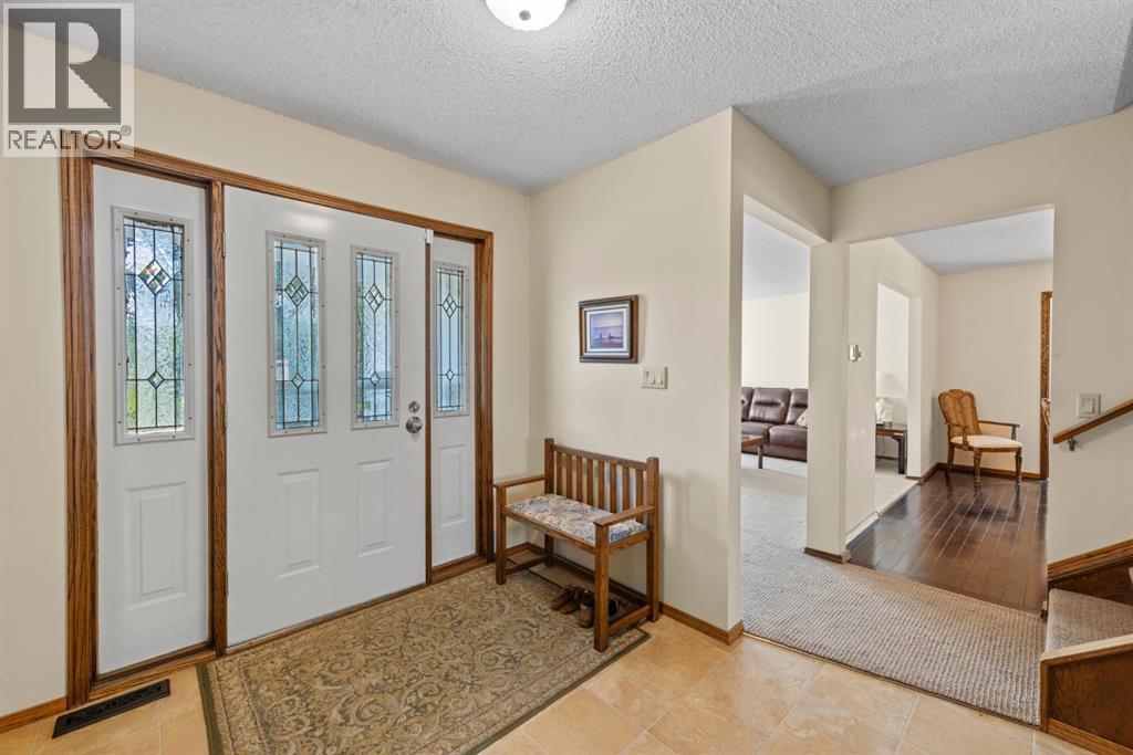 203 Silver Valley Boulevard Nw, Calgary, Alberta  T3B 4B7 - Photo 4 - A2333835