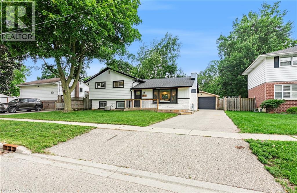 811 Hughson Street, Woodstock, Ontario N4S 4P8 - Photo 2 - 40854850