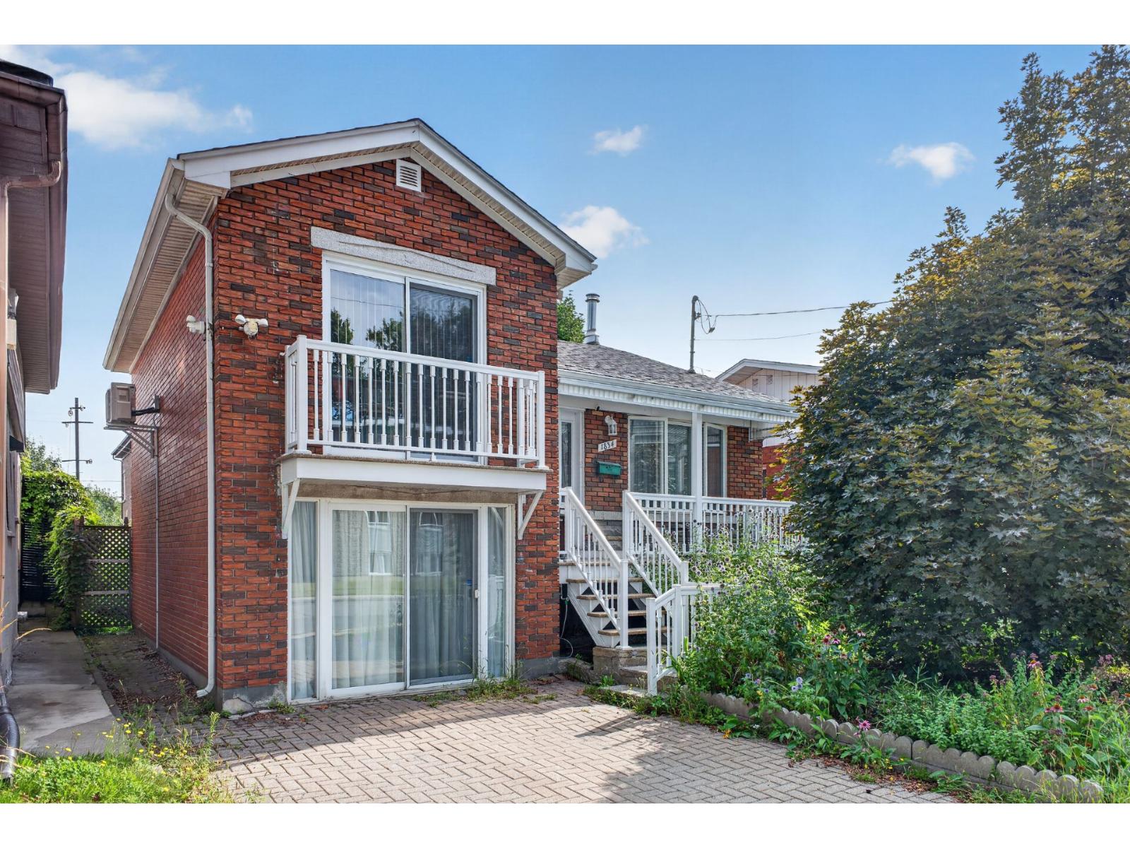 1834 Av. des Pins Longueuil (Le Vieux-Longueuil) Quebec Canada J4P3L2
