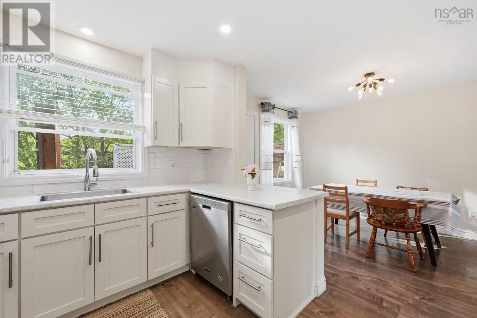 25 Dipper Crescent, Halifax, Nova Scotia  B3M 1W5 - Photo 10 - 202615517